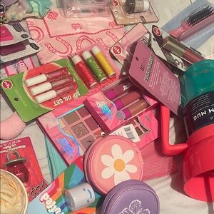 Colorful Beauty and Accessory Set